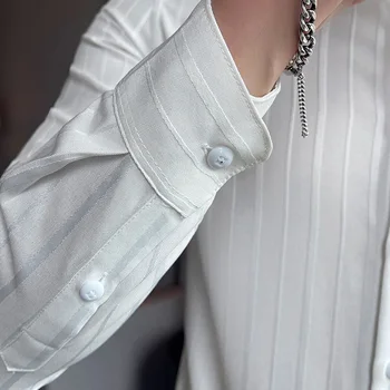 Naujas korėjos Mados Stora ir Mažų Dizaino Vyrų Juoda Balta Dryžuotas Marškinėliai Atsitiktinis Mygtuką ilgomis Rankovėmis Socialinės Marškinėliai